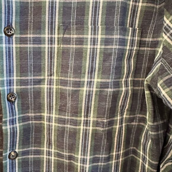 Peter Millar ~ Blue Plaid Long Sleeved Button Down Shirt ~ size Small - Picture 3 of 7